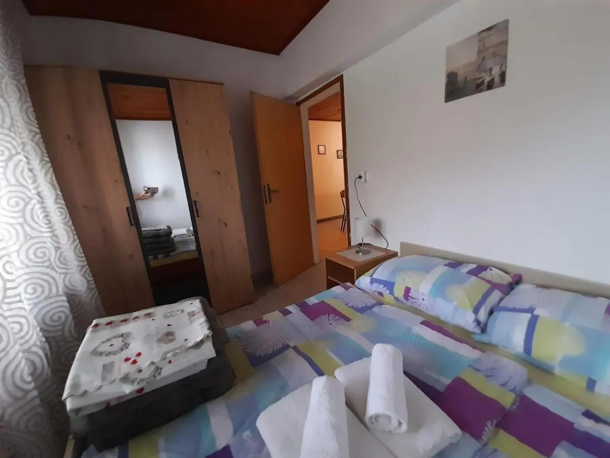 Apartment Tariba Supetarska Draga