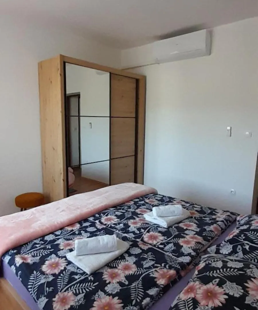 Apartment Tariba Supetarska Draga