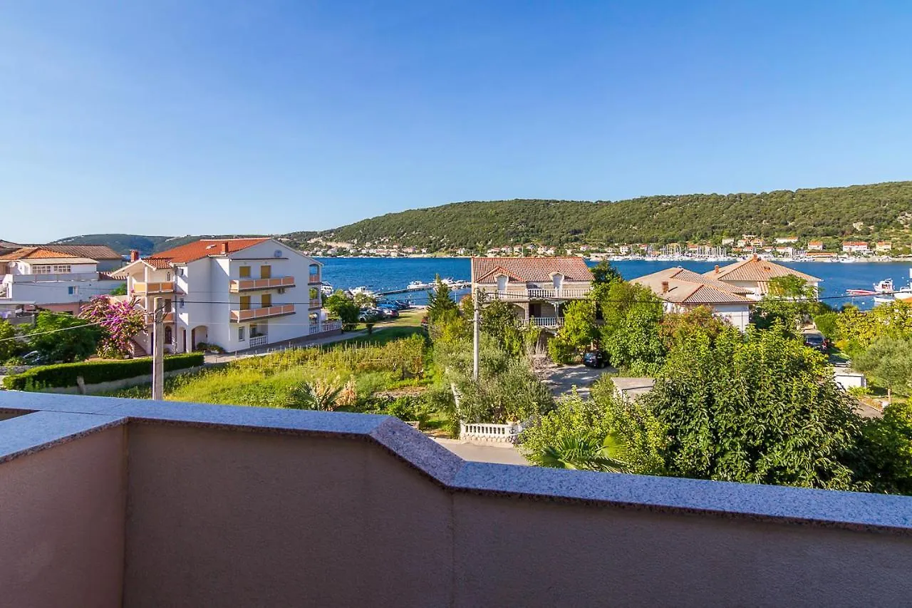 Apartment Tariba Supetarska Draga