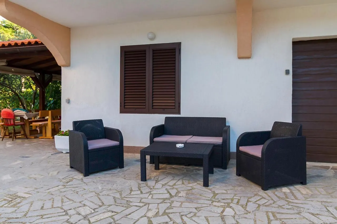 Apartment Tariba Supetarska Draga 0*,