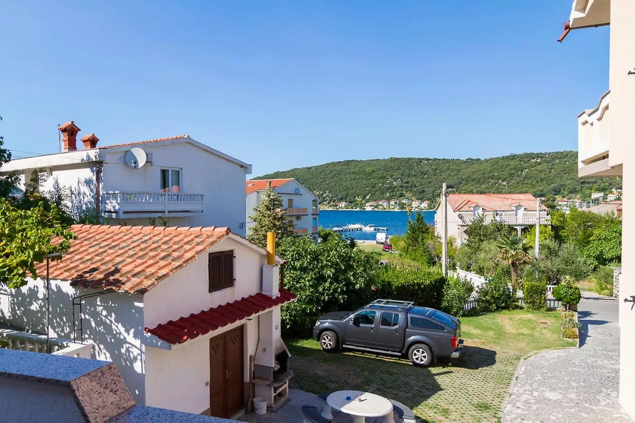 Apartment Tariba Supetarska Draga Croatia