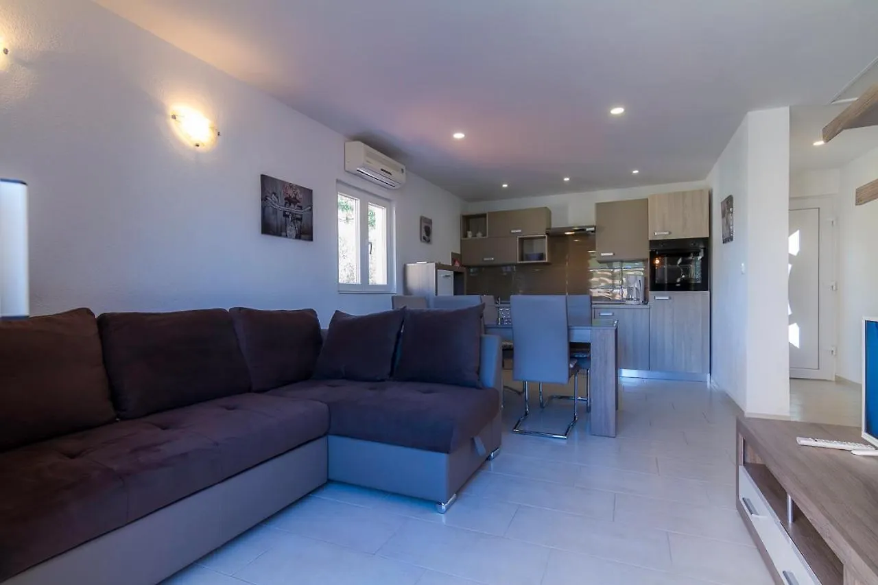 Apartment Tariba Supetarska Draga
